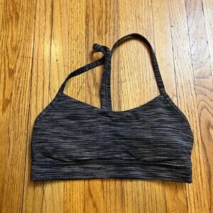 Lululemon Sport Bra 4 Flow Y Bra Nulu Light Support A-C Cups Gray